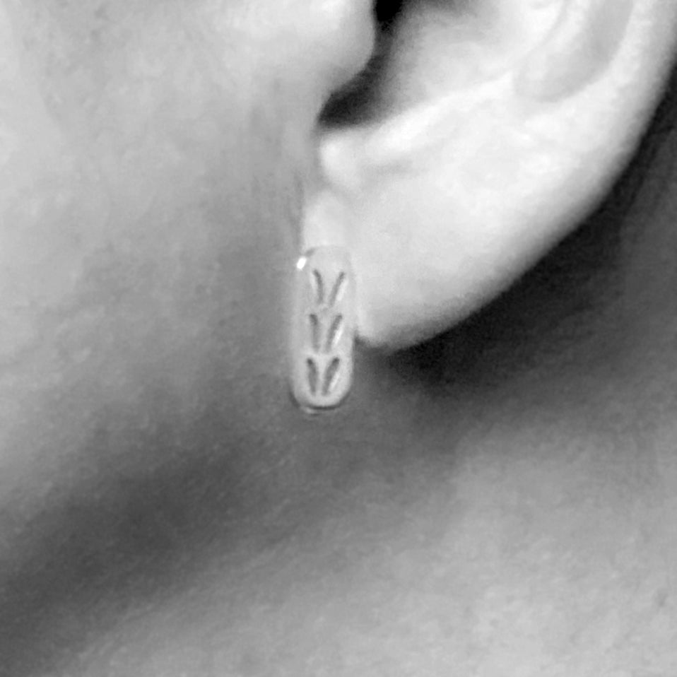 Silver Knitting Post Earrings- Stockinette Stitch/Bar
