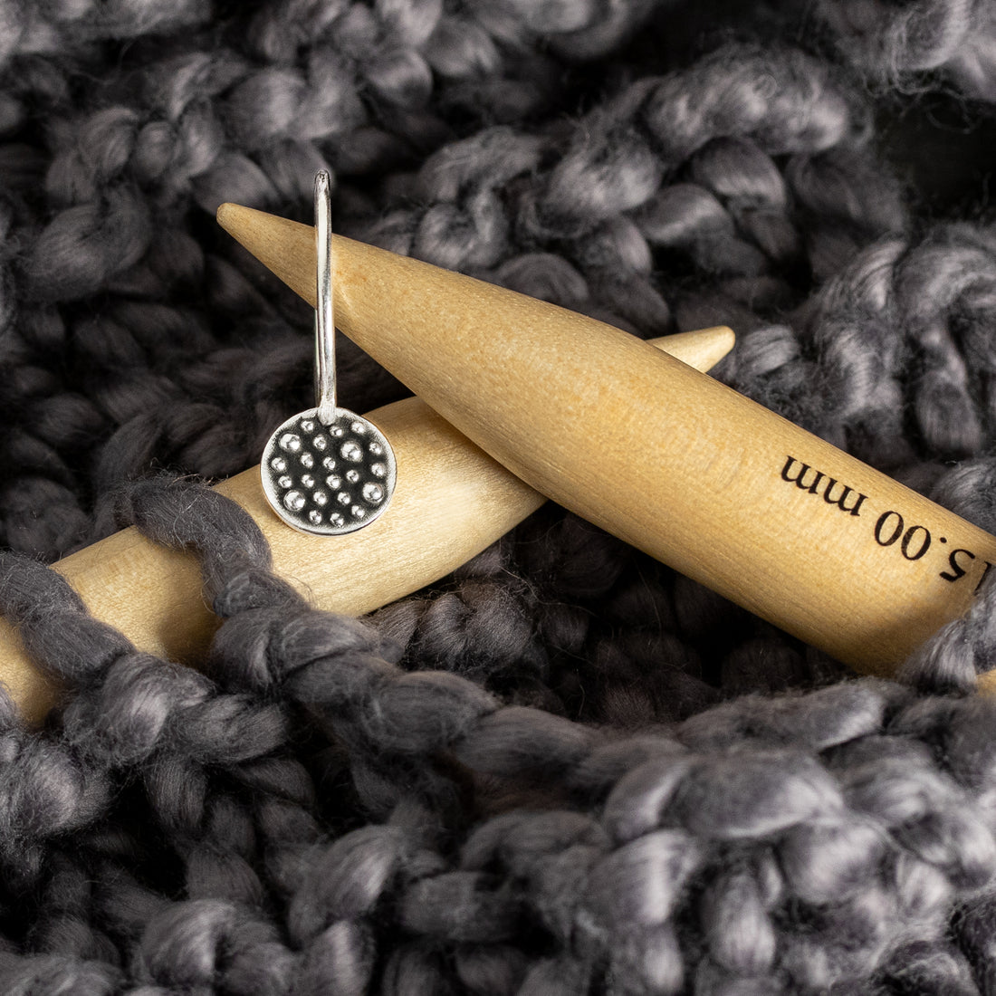 Best Stitch Markers for Chunky Yarn Knitters Fits US19/15mm Needles