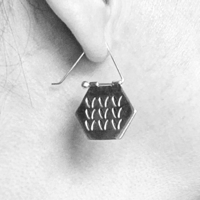 Silver Double Sided Knitting Earrings- Stockinette Stitch & Needle Motif